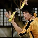 李小龙电影中大放异彩的双节棍能实战吗？